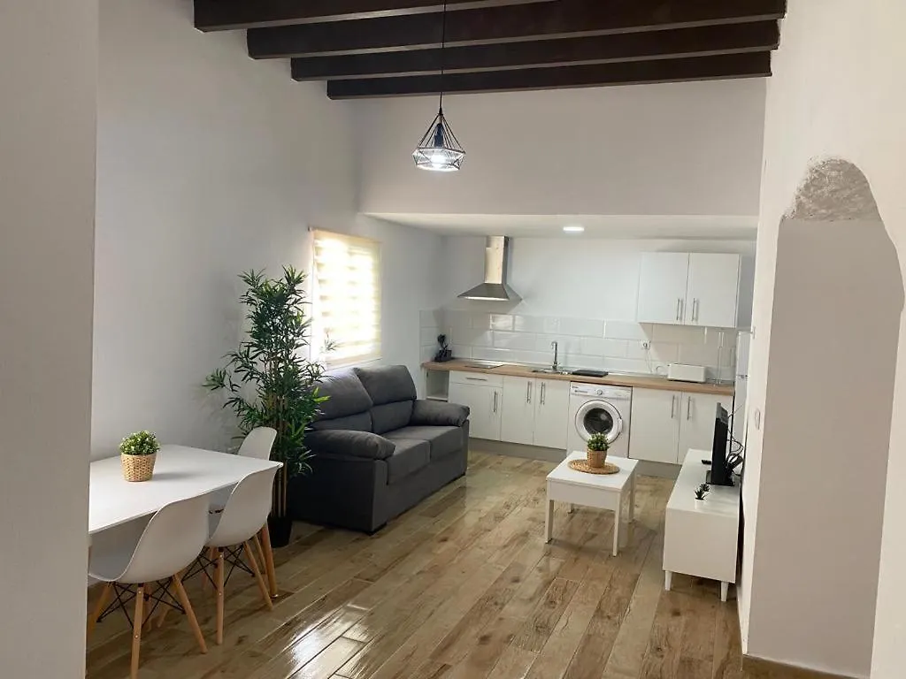 Apartamento La Saeta contacts